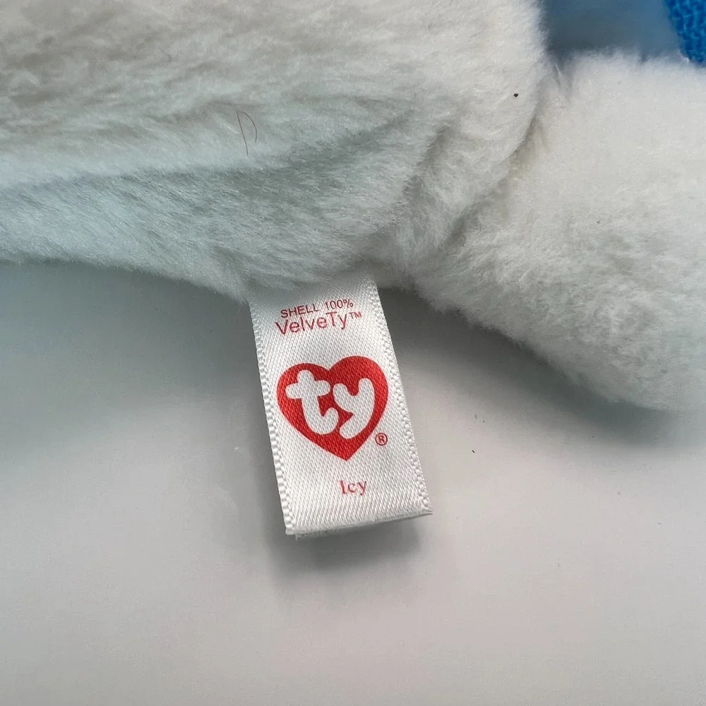 Ty icy seal